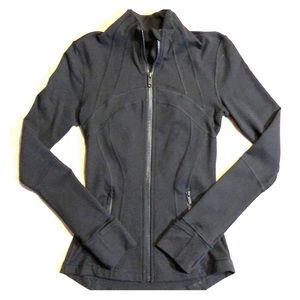 Lululemon Define black